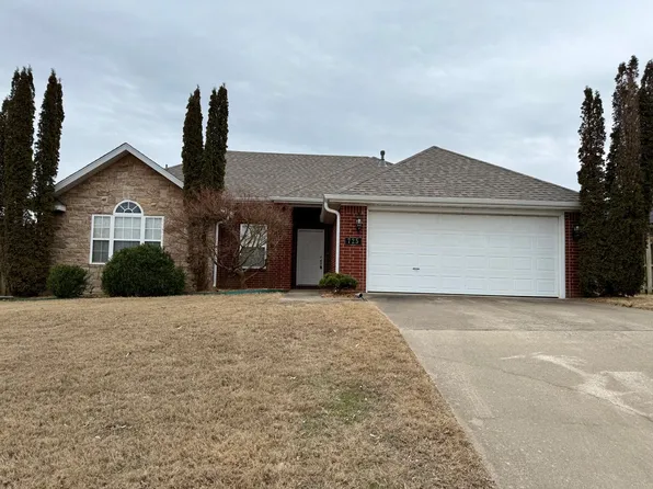 725 Golden Meadow Ave, Springdale, AR 72764