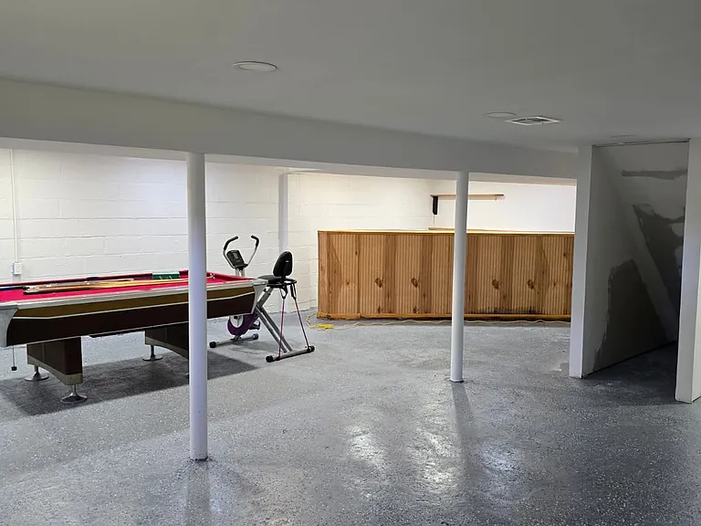 21 Stanton Ave — Photo 16