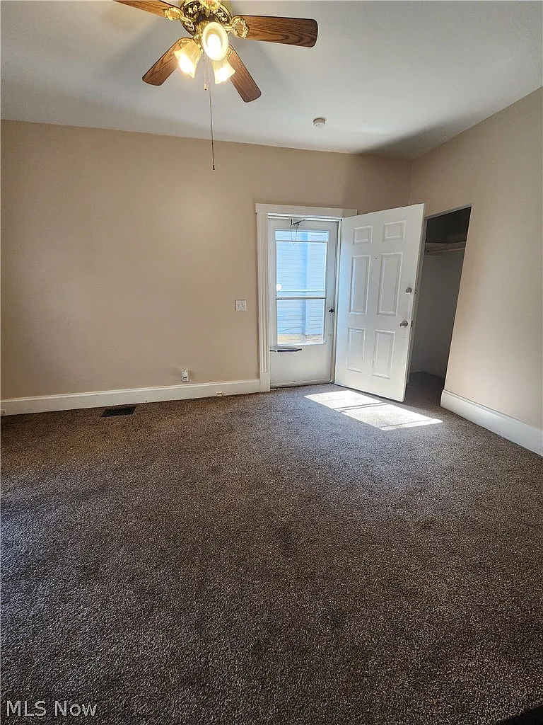 1 bed, 1.0 bath, $700 — Photo 4
