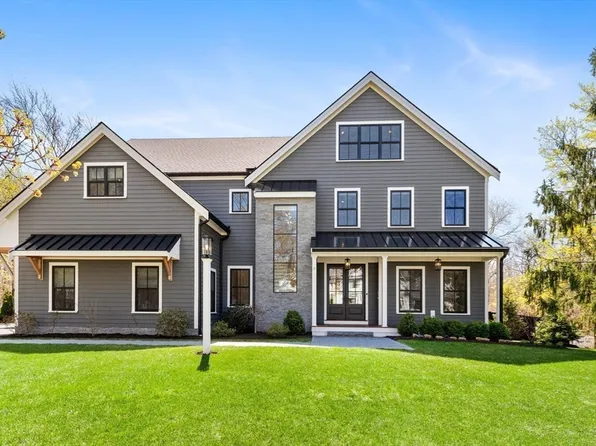 7 Fulton Rd, Lexington, MA 02420