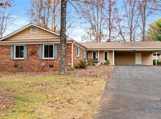 117 Hillside Ct, King, NC 27021