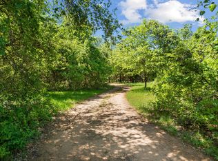 931 Adventure Trl, Granbury, TX 76049