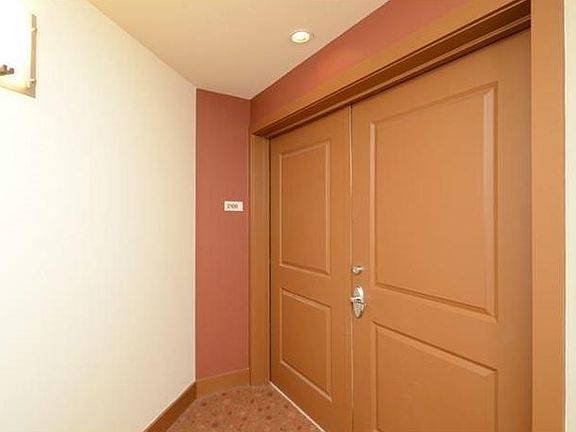 4th image of 315 NE 3rd Ave APT 2106