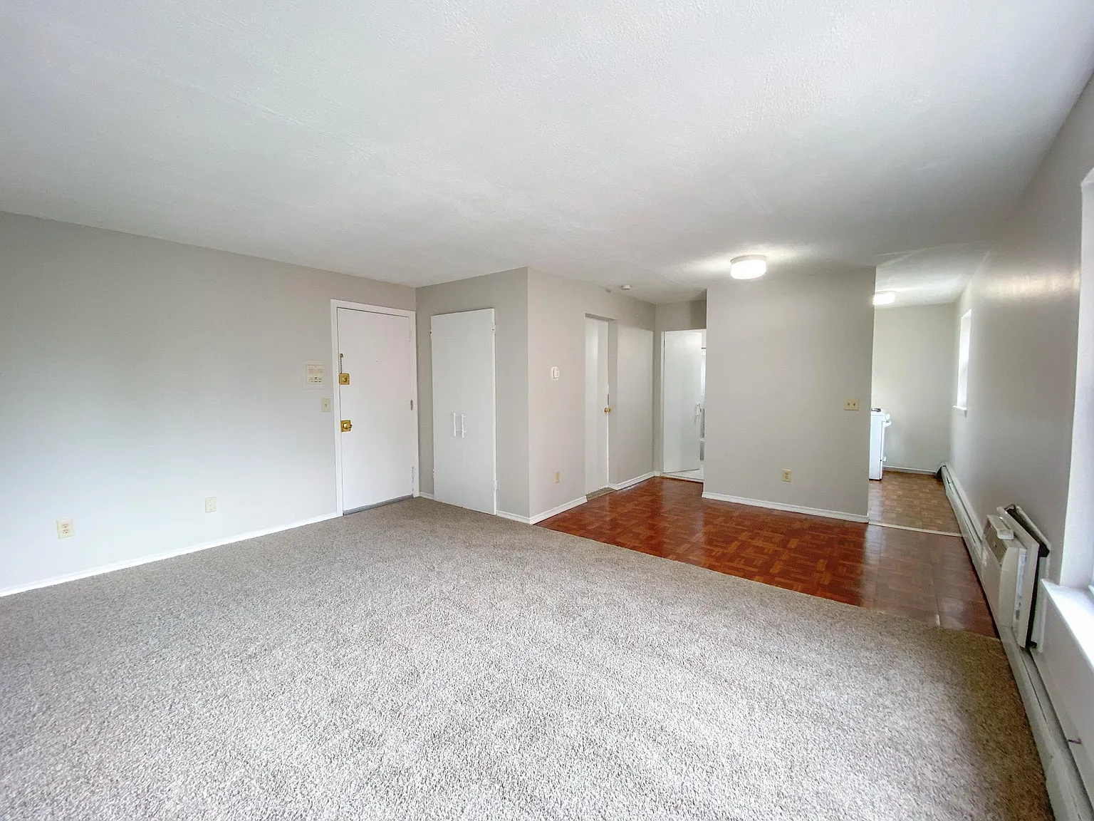 1 bed, 531 sqft, $1,300 — Photo 2