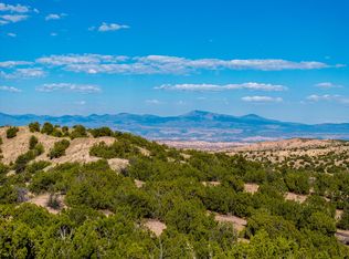 43 Calle Cielo, Santa Fe, NM 87506