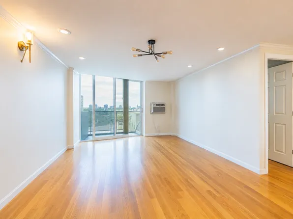19 Winchester St, Brookline, MA