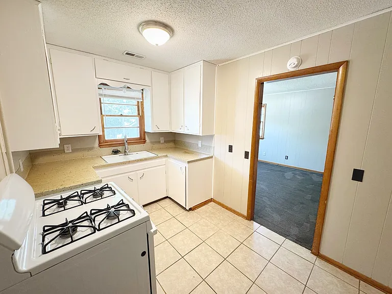 420 Jackson St #A — Photo 10