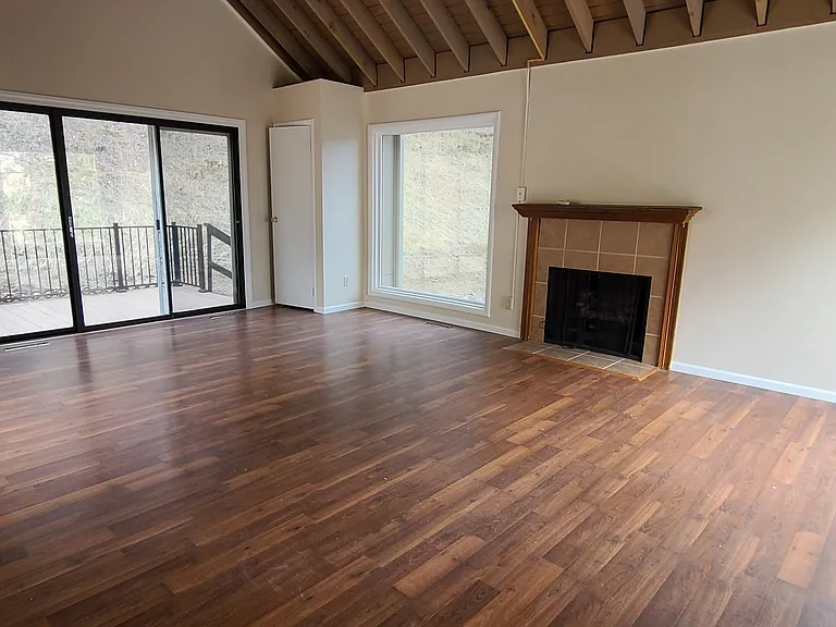 9A Glendale Ln #A — Photo 13