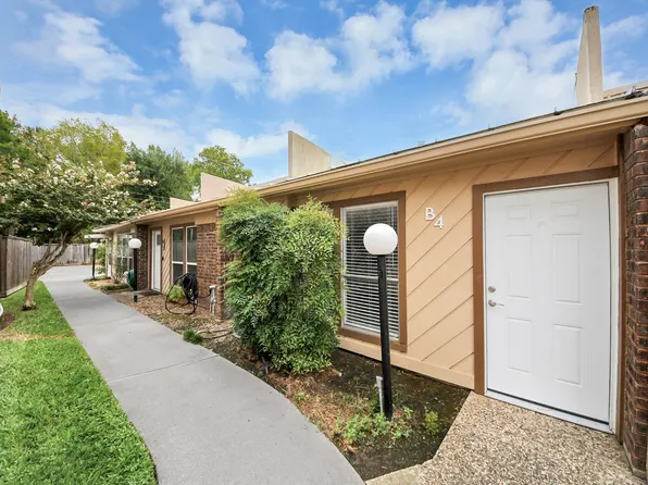 1014 Graham Dr APT B4, Tomball, TX 77375