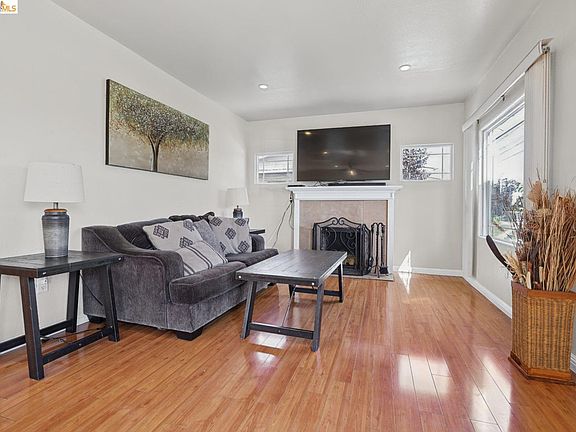 4th image of 1629 68th Ave