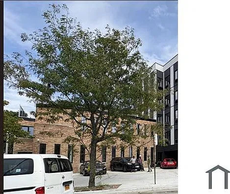 2 bed, $2,997 — Photo 1