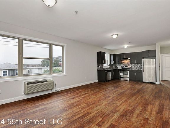 5th image of 554 55th St #10377901