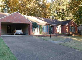 1352 E Rolling Oaks Dr, Memphis, TN 38119