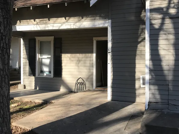 209 W 7th St #2, Hays, KS 67601