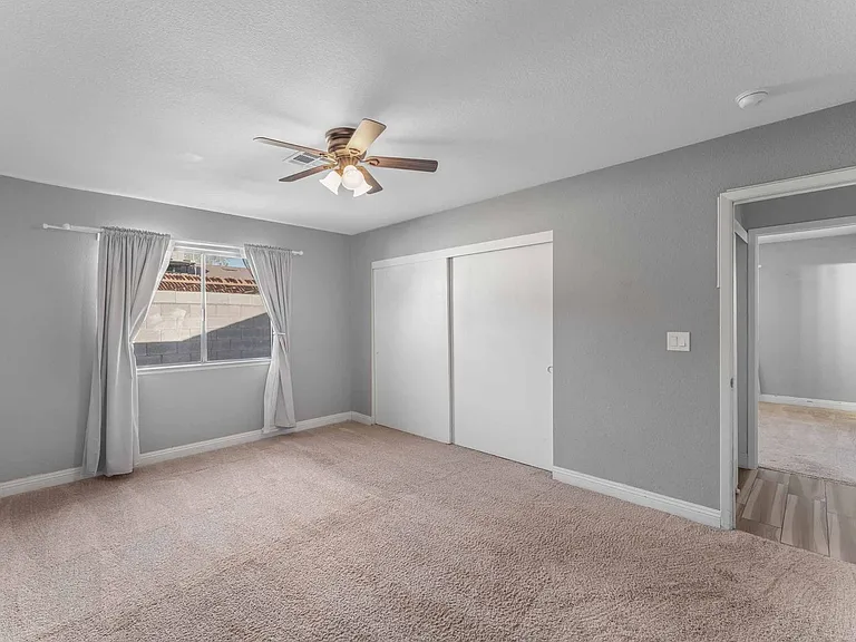 3636 Tempe St — Photo 11