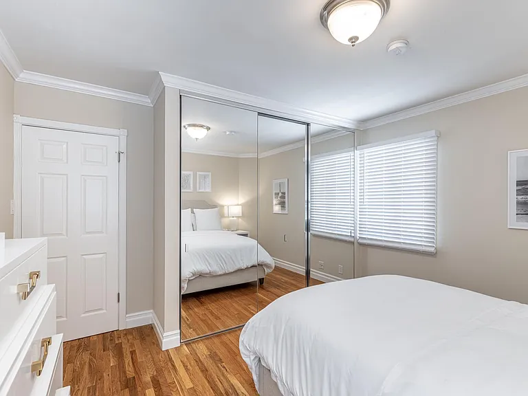 1412 Kelton Ave #1416.5 — Photo 14