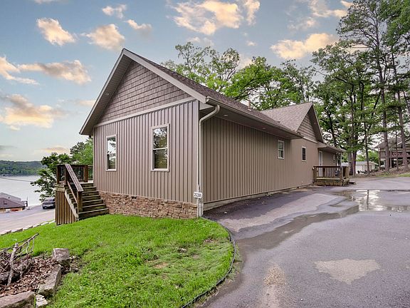 4th image of 25318 Riverside Lane