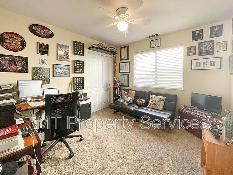 9424 Blackswain Pl — Photo 16