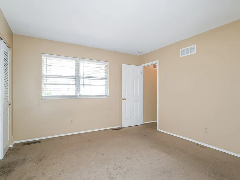 3825 Arbre Ln — Photo 12