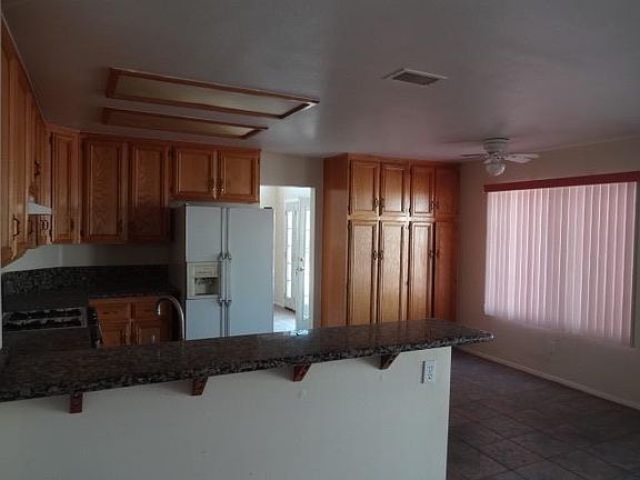 3rd image of 22606 Cuyama Ct