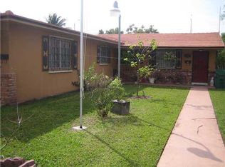 7994 Grand Canal Dr, Miami, FL 33144