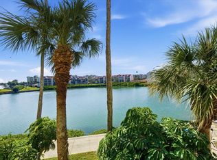 7400 Sun Island Dr S APT 202, South Pasadena, FL 33707