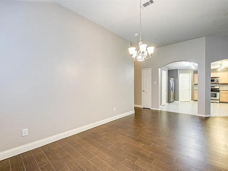 21611 Country Club Green Way — Photo 17