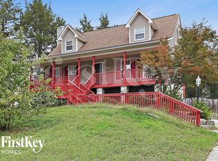6004 Stone Bluff Dr, Clemmons, NC 27012