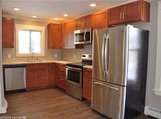 27 6th St, Auburn, ME 04210