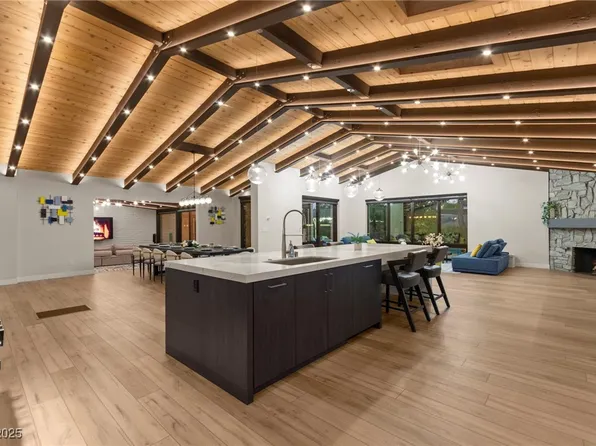 2009 Bannie Ave, Las Vegas, NV 89102