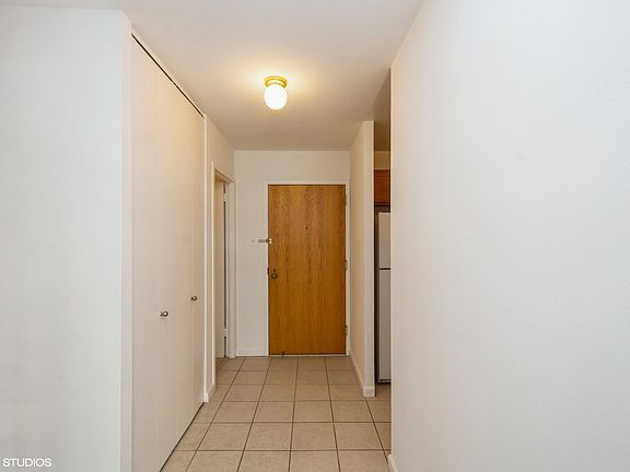 3rd image of 211 E Ohio St APT 1504