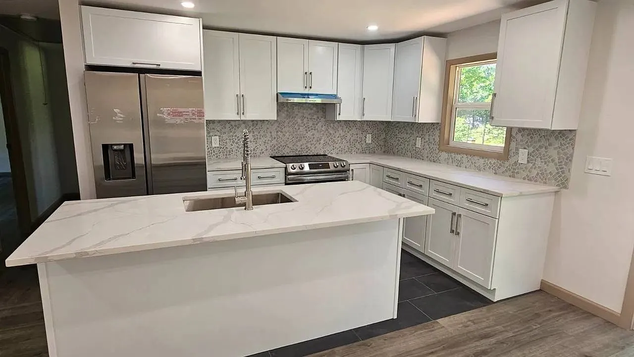 2 bed, 1.0 bath, $1,950 — Photo 3