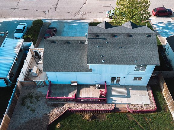 3rd image of 808 W Georgia Ave