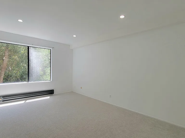 7202 Shelter Creek Ln — Photo 6