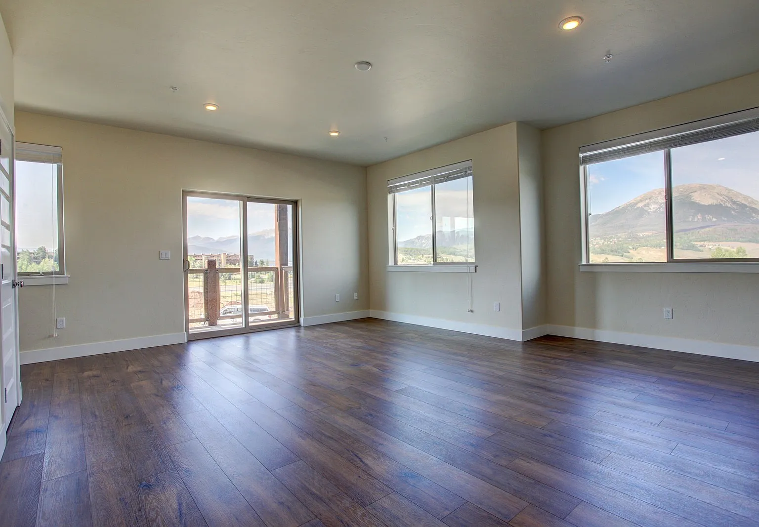 Dillon Ridge Apartments 380 — Photo 4