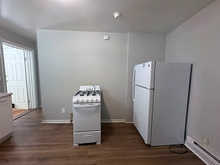 215 Fitch St #22 — Photo 12
