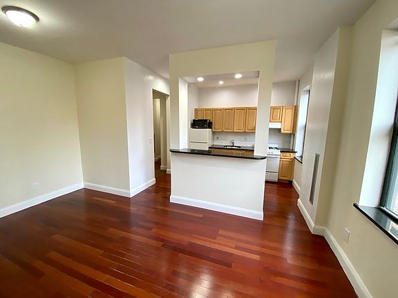 3rd image of 29-15 36th Ave #1AA