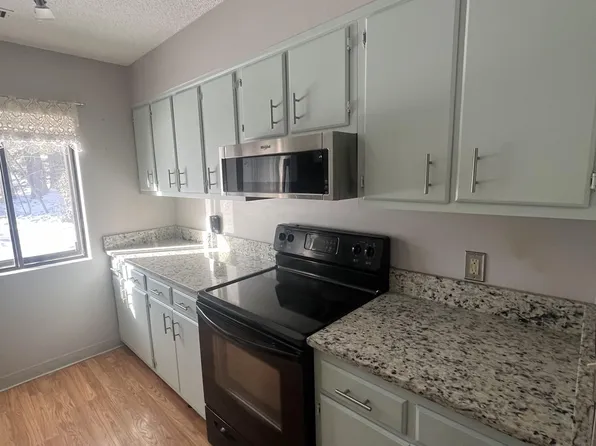 59 Highwood Dr #1, Franklin, MA 02038