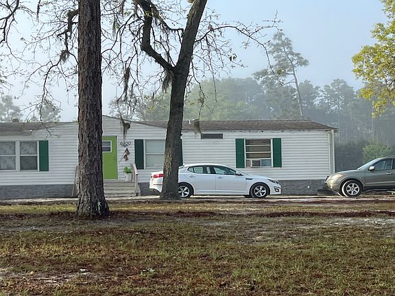 2nd image of 6200 W Holiday St