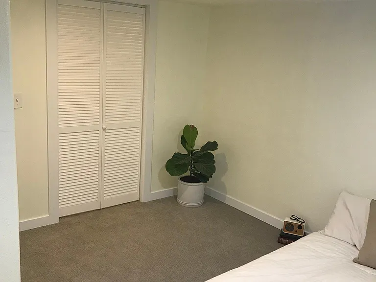 3917 N Hawthorne St — Photo 12