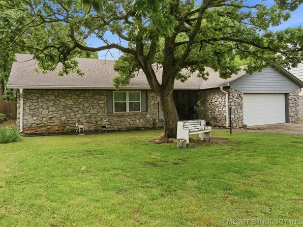 504 W 32nd Pl, Sand Springs, OK 74063