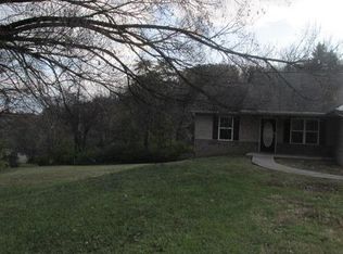 705 Commanche Dr, Newport, TN 37821