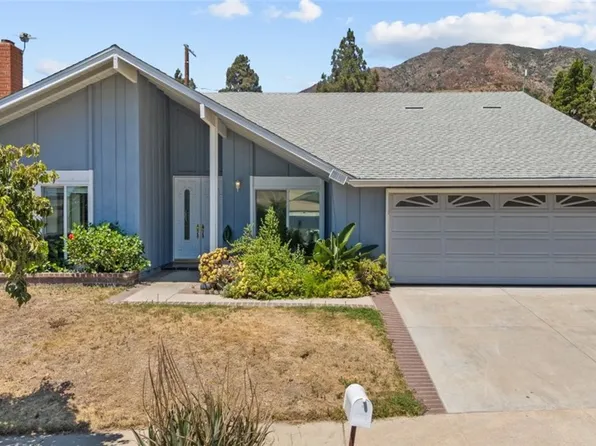 13829 Aldergrove St, Sylmar, CA 91342