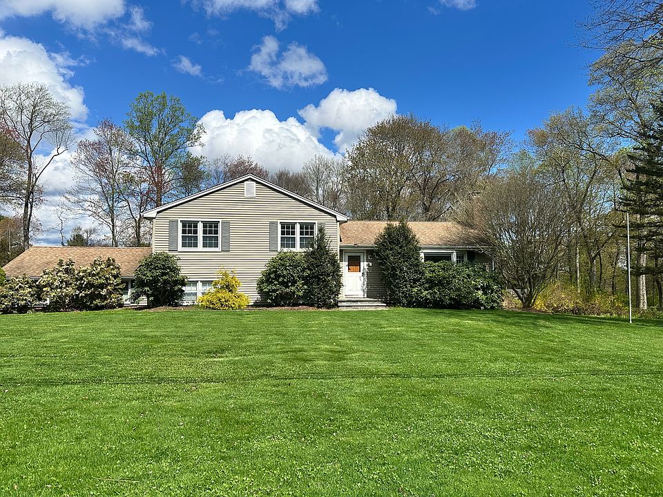 1st image of 65 Gate Ridge Rd