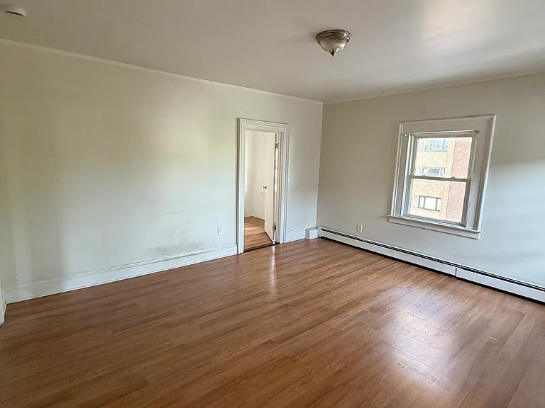 479 Broad St #3S — Photo 11