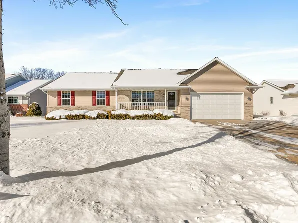 1504 McRae Cir, Green Bay, WI 54311