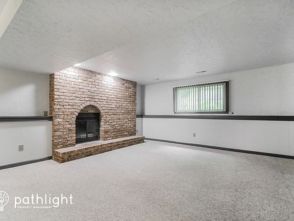 2nd image of 3368 Dowling Dr