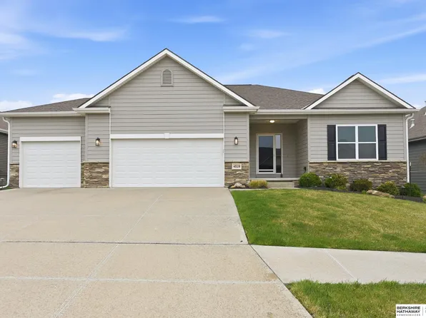 4519 N 206th St, Elkhorn, NE 68022