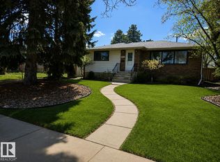 8239 93a Ave NW, Edmonton, AB T6C 1V5
