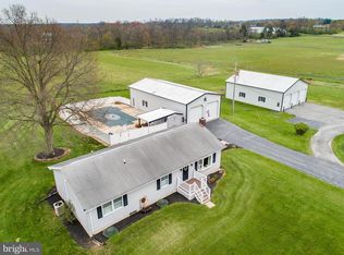 1420 Harney Rd, Littlestown, PA 17340